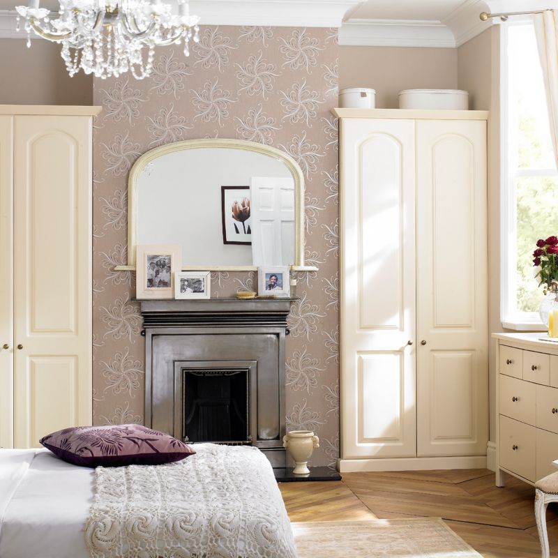 Alternative image for Cooke & Lewis Traditional 3 over 4 Drawer Merchants Chest Cream
